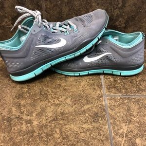 Nike Shoes - Nike Free 5.0 Nike Shoes - Nike Free 5.0